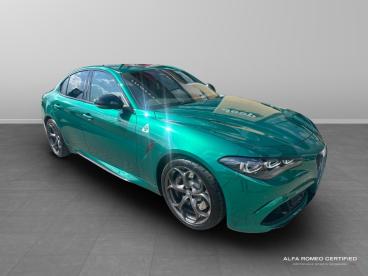 ALFA ROMEO CERTIFIED Alfa Romeo Giulia 2.9 V6 Bi-turbo Quadrifoglio Auto Euro 6 (s/s) 4dr Used Car - Saloon Petrol Green - Slough - 509131_1