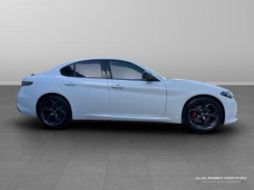 ALFA ROMEO CERTIFIED Alfa Romeo Giulia 2.0t Tributo Italiano Auto Euro 6 (s/s) 4dr Used Car - Saloon Petrol White - Colchester - 510174_2