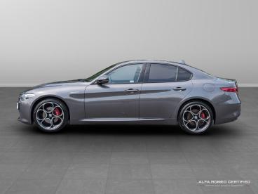 ALFA ROMEO CERTIFIED Alfa Romeo Giulia 2.0t Veloce Auto Euro 6 (s/s) 4dr Used Car - Saloon Petrol Grey - Kidlington - 510439_4