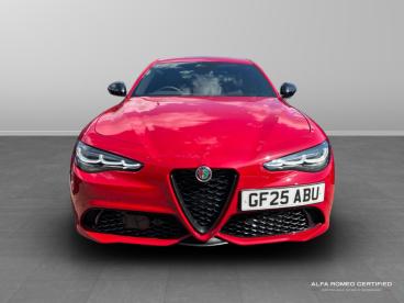 ALFA ROMEO CERTIFIED Alfa Romeo Giulia 2.0t Intensa Auto Euro 6 (s/s) 4dr Used Car - Saloon Petrol Red - Tunbridge Wells - 525206_2