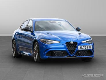 ALFA ROMEO CERTIFIED Alfa Romeo Giulia 2.9 V6 Bi-turbo Quadrifoglio Auto Euro 6 (s/s) 4dr Used Car - Saloon Petrol Blue - Nuneaton - 528043_1