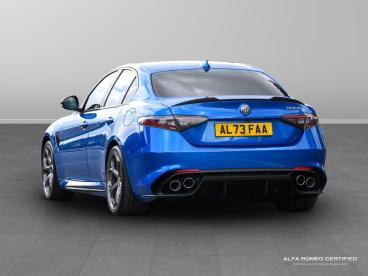 ALFA ROMEO CERTIFIED Alfa Romeo Giulia 2.9 V6 Bi-turbo Quadrifoglio Auto Euro 6 (s/s) 4dr Used Car - Saloon Petrol Blue - Nuneaton - 528043_2