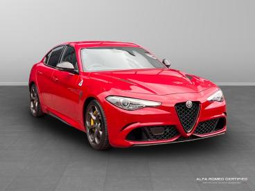 ALFA ROMEO CERTIFIED Alfa Romeo Giulia 2.9 V6 Bi-turbo Quadrifoglio Auto Euro 6 (s/s) 4dr Used Car - Saloon Petrol Red - Leicester - 529232_1