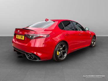 ALFA ROMEO CERTIFIED Alfa Romeo Giulia 2.9 V6 Bi-turbo Quadrifoglio Auto Euro 6 (s/s) 4dr Used Car - Saloon Petrol Red - Leicester - 529232_2