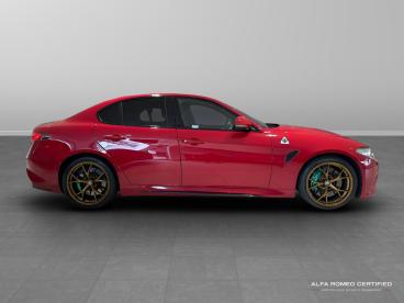 ALFA ROMEO CERTIFIED Alfa Romeo Giulia 2.9 V6 Bi-turbo Quadrifoglio Auto Euro 6 (s/s) 4dr Used Car - Saloon Petrol Red - Slough - 530072_2
