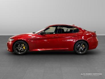 ALFA ROMEO CERTIFIED Alfa Romeo Giulia 2.0t Veloce Ti Auto Euro 6 (s/s) 4dr Used Car - Saloon Petrol Red - Slough - 531894_5