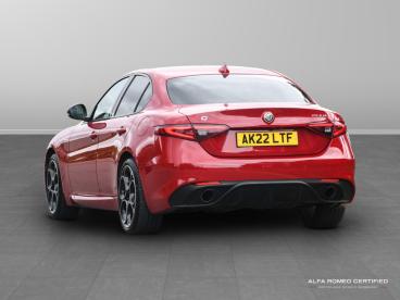 ALFA ROMEO CERTIFIED Alfa Romeo Giulia 2.0t Veloce Auto Euro 6 (s/s) 4dr Used Car - Saloon Petrol Red - Nuneaton - 531913_2