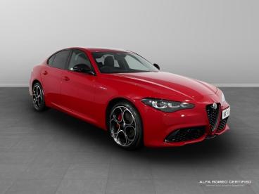 ALFA ROMEO CERTIFIED Alfa Romeo Giulia 2.0t Veloce Auto Euro 6 (s/s) 4dr Used Car - Saloon Petrol Red - Slough - 532050_4