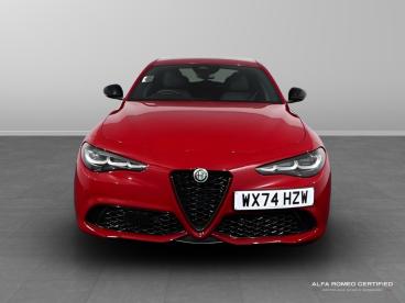 ALFA ROMEO CERTIFIED Alfa Romeo Giulia 2.0t Veloce Auto Euro 6 (s/s) 4dr Used Car - Saloon Petrol Red - Slough - 532050_5