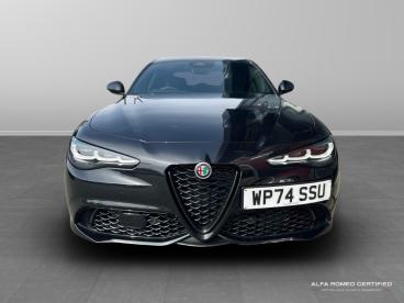 ALFA ROMEO CERTIFIED Alfa Romeo Giulia 2.0t Veloce Auto Euro 6 (s/s) 4dr Used Car - Saloon Petrol Black - Slough - 532051_2
