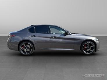 ALFA ROMEO CERTIFIED Alfa Romeo Giulia 2.0t Veloce Auto Euro 6 (s/s) 4dr Used Car - Saloon Petrol Grey - Birmingham - 533771_2