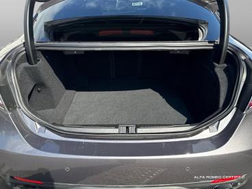 ALFA ROMEO CERTIFIED Alfa Romeo Giulia 2.0t Veloce Auto Euro 6 (s/s) 4dr Used Car - Saloon Petrol Grey - Birmingham - 533771_5