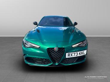 ALFA ROMEO CERTIFIED Alfa Romeo Giulia 2.9 V6 Bi-turbo Quadrifoglio Auto Euro 6 (s/s) 4dr Used Car - Saloon Petrol Green - Slough - 538685_2