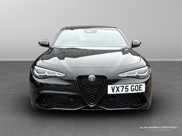 ALFA ROMEO CERTIFIED Alfa Romeo Giulia 2.0t Intensa Auto Euro 6 (s/s) 4dr Used Car - Saloon Petrol Black - Swindon - 546298_4