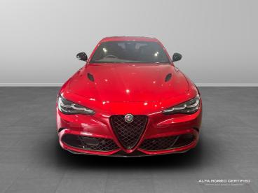 ALFA ROMEO CERTIFIED Alfa Romeo Giulia 2.9 V6 Bi-turbo Quadrifoglio Auto Euro 6 (s/s) 4dr Used Car - Saloon Petrol Red - Slough - 547206_2