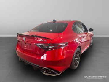 ALFA ROMEO CERTIFIED Alfa Romeo Giulia 2.9 V6 Bi-turbo Quadrifoglio Auto Euro 6 (s/s) 4dr Used Car - Saloon Petrol Red - Slough - 547206_5