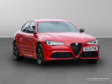 ALFA ROMEO CERTIFIED Alfa Romeo Giulia 2.0t Intensa Auto Euro 6 (s/s) 4dr Used Car - Saloon Petrol Red - Nuneaton - 548291_1