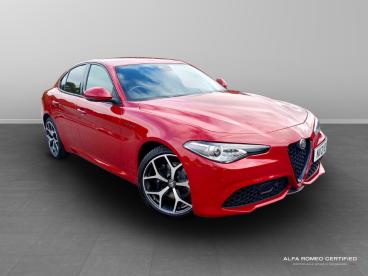 ALFA ROMEO CERTIFIED Alfa Romeo Giulia 2.0t Veloce Auto Euro 6 (s/s) 4dr Used Car - Saloon Petrol Red - Kidlington - 550070_1