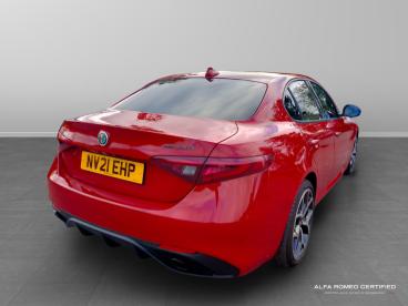 ALFA ROMEO CERTIFIED Alfa Romeo Giulia 2.0t Veloce Auto Euro 6 (s/s) 4dr Used Car - Saloon Petrol Red - Kidlington - 550070_2