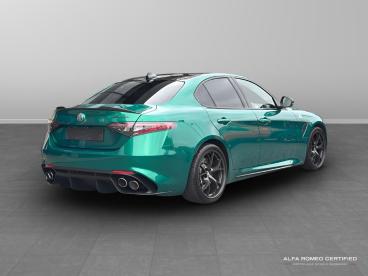 ALFA ROMEO CERTIFIED Alfa Romeo Giulia 2.9 V6 Bi-turbo Quadrifoglio Auto Euro 6 (s/s) 4dr Used Car - Saloon Petrol Green - Slough - 554449_3