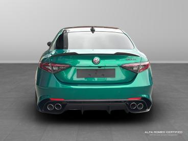 ALFA ROMEO CERTIFIED Alfa Romeo Giulia 2.9 V6 Bi-turbo Quadrifoglio Auto Euro 6 (s/s) 4dr Used Car - Saloon Petrol Green - Slough - 554449_5