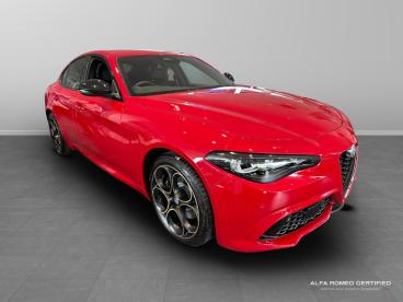 ALFA ROMEO CERTIFIED Alfa Romeo Giulia 2.0t Intensa Auto Euro 6 (s/s) 4dr Used Car - Saloon Petrol Red - Slough - 555612_1