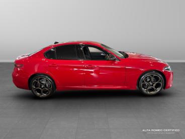 ALFA ROMEO CERTIFIED Alfa Romeo Giulia 2.0t Intensa Auto Euro 6 (s/s) 4dr Used Car - Saloon Petrol Red - Slough - 555612_4