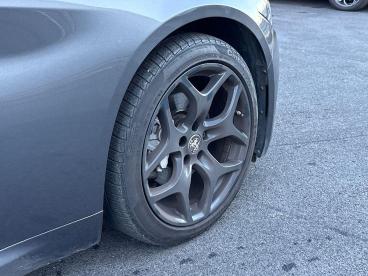 ALFA ROMEO CERTIFIED Alfa Romeo Giulia 2.0t Nero Edizione Auto Euro 6 (s/s) 4dr Used Car - Saloon Petrol Grey - Swansea - 556500_4