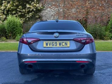 ALFA ROMEO CERTIFIED Alfa Romeo Giulia 2.0t Nero Edizione Auto Euro 6 (s/s) 4dr Used Car - Saloon Petrol Grey - Swansea - 556500_5