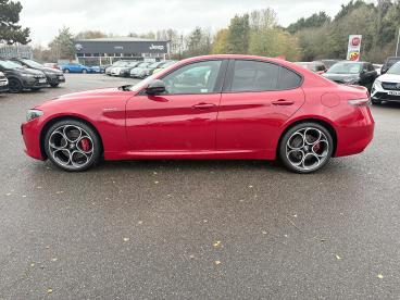 ALFA ROMEO CERTIFIED Alfa Romeo Giulia 2.0t Veloce Auto Euro 6 (s/s) 4dr Used Car - Saloon Petrol Red - Kidlington - 557353_5