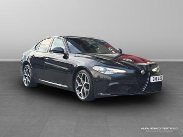 ALFA ROMEO CERTIFIED Alfa Romeo Giulia 2.0t Veloce Auto Euro 6 (s/s) 4dr Used Car - Saloon Petrol Black - Slough - 560783_1