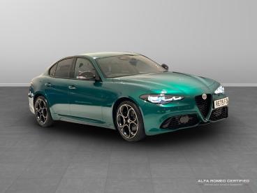 ALFA ROMEO CERTIFIED Alfa Romeo Giulia 2.0t Intensa Auto Euro 6 (s/s) 4dr Used Car - Saloon Petrol Green - Slough - 565225_1