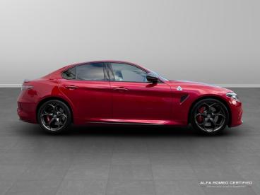 ALFA ROMEO CERTIFIED Alfa Romeo Giulia 2.9 V6 Bi-turbo Quadrifoglio Auto Euro 6 (s/s) 4dr Used Car - Saloon Petrol Red - Colchester - 566790_2