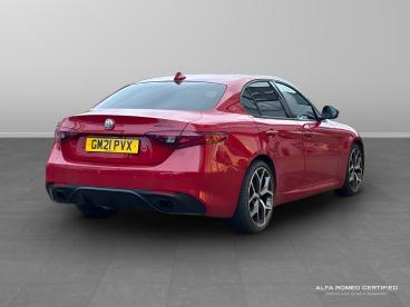 ALFA ROMEO CERTIFIED Alfa Romeo Giulia 2.0t Veloce Auto Euro 6 (s/s) 4dr Used Car - Saloon Petrol Red - Tunbridge Wells - 568951_3