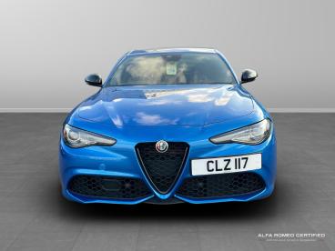 ALFA ROMEO CERTIFIED Alfa Romeo Giulia 2.0t Veloce Auto Euro 6 (s/s) 4dr Used Car - Saloon Petrol Blue - Swindon - 569354_2