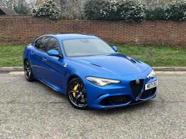 SPOTICAR Alfa Romeo Giulia 2.9 V6 Bi-turbo Quadrifoglio Auto Euro 6 (s/s) 4dr Used Car - Saloon Petrol Blue - Hemel Hempstead - 800570265_1
