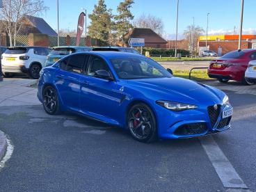 SPOTICAR Alfa Romeo Giulia 2.9 V6 Bi-turbo Quadrifoglio Auto Euro 6 (s/s) 4dr Used Car - Saloon Petrol Blue - Cheltenham - 1200572652_1