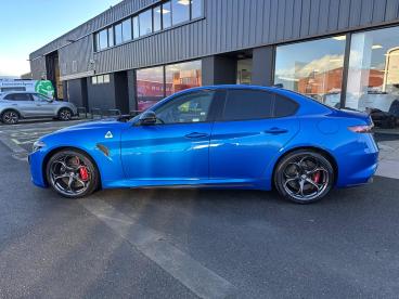 SPOTICAR Alfa Romeo Giulia 2.9 V6 Bi-turbo Quadrifoglio Auto Euro 6 (s/s) 4dr Used Car - Saloon Petrol Blue - Cheltenham - 1200572652_4