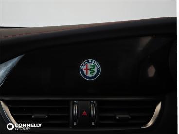 ALFA ROMEO CERTIFIED Alfa Romeo Giulia 2.0t Tributo Italiano Auto Euro 6 (s/s) 4dr Used Car - Saloon Petrol  - Newtownabbey - 573413_5
