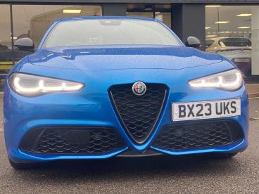 SPOTICAR Alfa Romeo Giulia 2.0t Veloce Auto Euro 6 (s/s) 4dr Used Car - Saloon Petrol Blue - Cheltenham - 1200575479_3