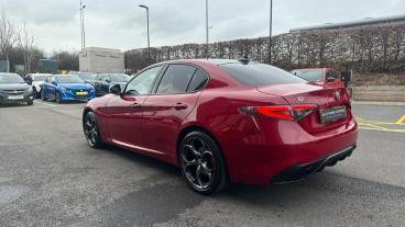 SPOTICAR Alfa Romeo Giulia 2.0t Tributo Italiano Auto Euro 6 (s/s) 4dr Used Car - Saloon Petrol Red - Bristol - 1200577133_5