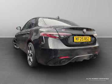 ALFA ROMEO CERTIFIED Alfa Romeo Giulia 2.0t Veloce Auto Euro 6 (s/s) 4dr Used Car - Saloon Petrol Black - Salford - 577881_5