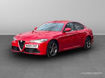 SPOTICAR Alfa Romeo Giulia 2.0t Veloce Auto Euro 6 (s/s) 4dr Used Car - Saloon Petrol Red - Colchester - 800579194_4