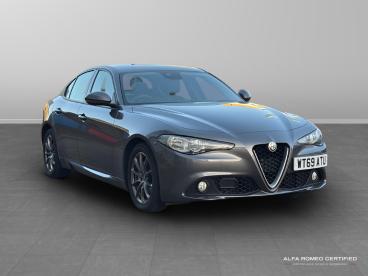 SPOTICAR Alfa Romeo Giulia 2.0t Super Auto Euro 6 (s/s) 4dr Used Car - Saloon Petrol Grey - Tunbridge Wells - 800580954_1