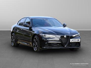 ALFA ROMEO CERTIFIED Alfa Romeo Giulia 2.0t Veloce Auto Euro 6 (s/s) 4dr Used Car - Saloon Petrol Black - Nuneaton - 581085_1