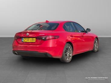 SPOTICAR Alfa Romeo Giulia 2.0t Super Auto Euro 6 (s/s) 4dr Used Car - Saloon Petrol Red - Tunbridge Wells - 800582754_3