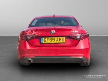 SPOTICAR Alfa Romeo Giulia 2.0t Super Auto Euro 6 (s/s) 4dr Used Car - Saloon Petrol Red - Tunbridge Wells - 800582754_5