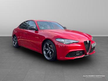 ALFA ROMEO CERTIFIED Alfa Romeo Giulia  Used Car - Saloon Petrol Red - Swindon - 584138_1