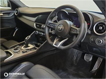 ALFA ROMEO CERTIFIED Alfa Romeo Giulia 2.0t Veloce Auto Euro 6 (s/s) 4dr Used Car - Saloon Petrol Blue - Newtownabbey - 584967_4