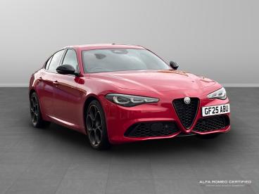 ALFA ROMEO CERTIFIED Alfa Romeo Giulia 2.0t Intensa Auto Euro 6 (s/s) 4dr Used Car - Saloon Petrol Red - Tunbridge Wells - 587656_1